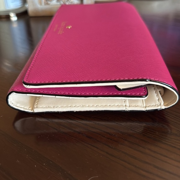 NWOT Kate Spade Cedar Street Carmilla Bright Pink Saffiano Leather Wallet - Picture 3 of 10